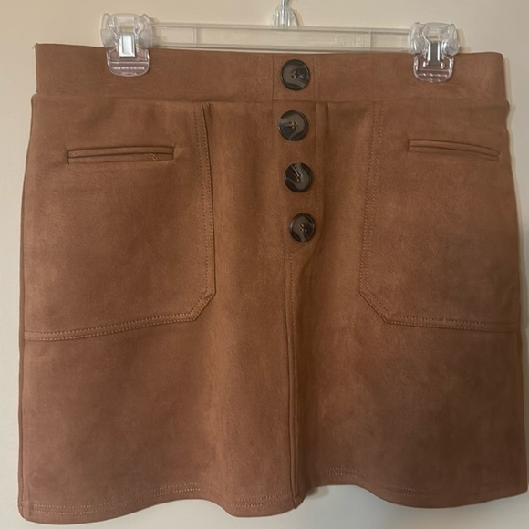 Blashe Dresses & Skirts - Faux Suede Tan Skirt with Elastic Waist by Blashe - Size Large